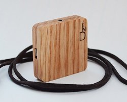 Bluetooth-аудио адаптер из натурального дерева от Dzen