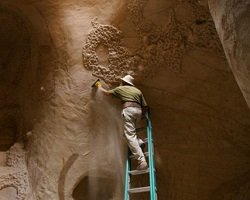 Искусство на стенах таинственных пещер