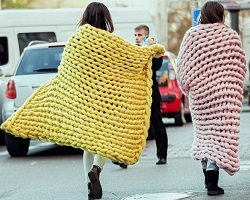 Уютные handmade одеяла и шарфы от студии Ohhio