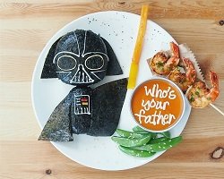 Food-дизайн на детской тарелке by Samantha Lee