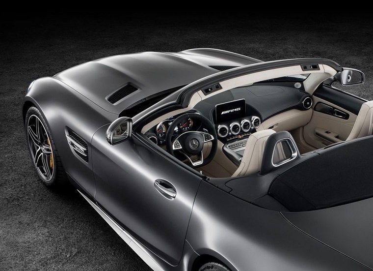 Стильный кабриолет AMG GT Roadster от Mercedes