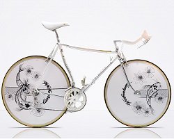 Винтажный велосипед с японскими мотивами