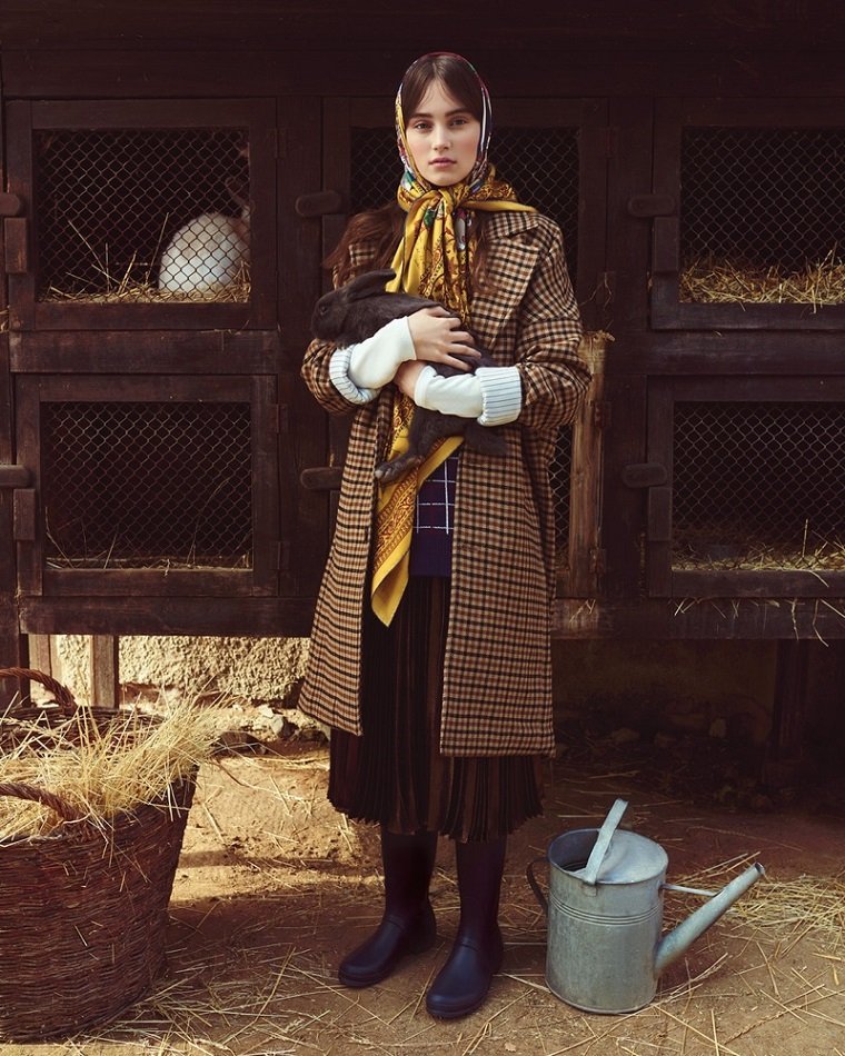 Деревенская жизнь на обложке Harpers Bazaar Czech