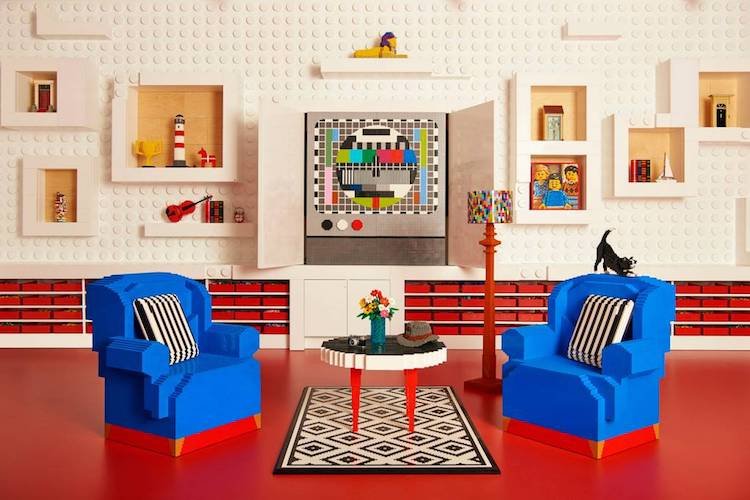 Новый LEGO-дом и креативный конкурс от игрового бренда