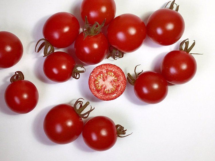 Объемная вышивка на тему food-дизайна