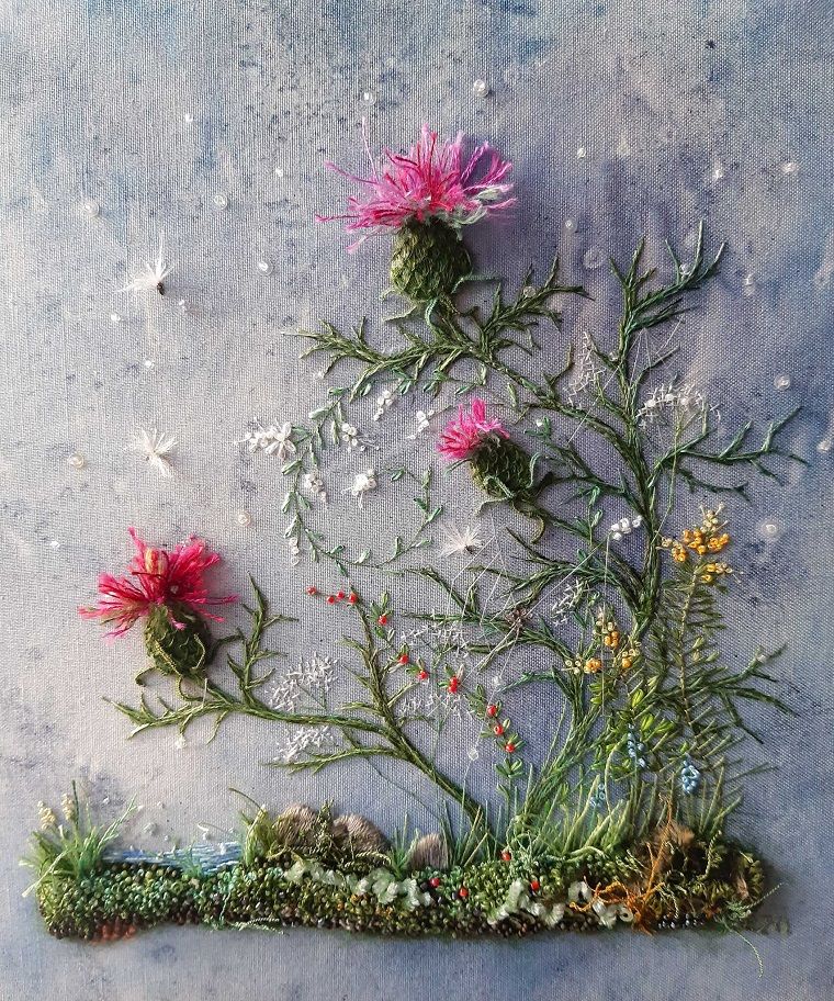 Причудливые цветы в шелковых «горшках» - стильная вышивка Розы Андреевой