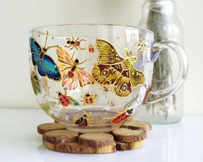 Лето и бабочки в стильной handmade росписи на стеклянных чашках